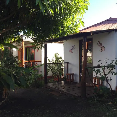 Cabanas Hinariru Nui Hanga Roa Exterior photo